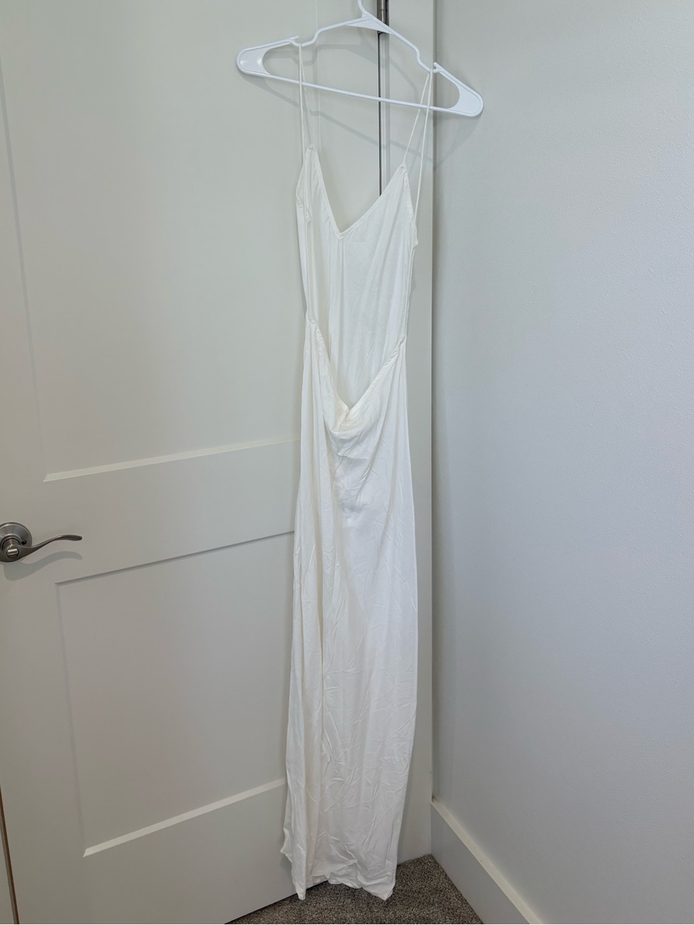 EIMEO Clothing: White Spaghetti Strap Slip Maxi Dress - Picture 2 of 6